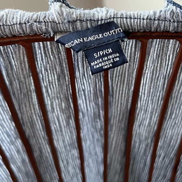 American Eagle Outfitters Women’s Off Shoulder Navy Striped Beautiful Top Small - Picture 14 of 14